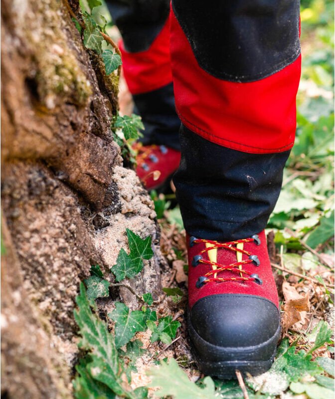 Schnittschutzstiefel / Schnittschutzschuhe Protector 2.0 in kox Edition mit Gore-Tex Rot/Gelb Größe 42 - Haix