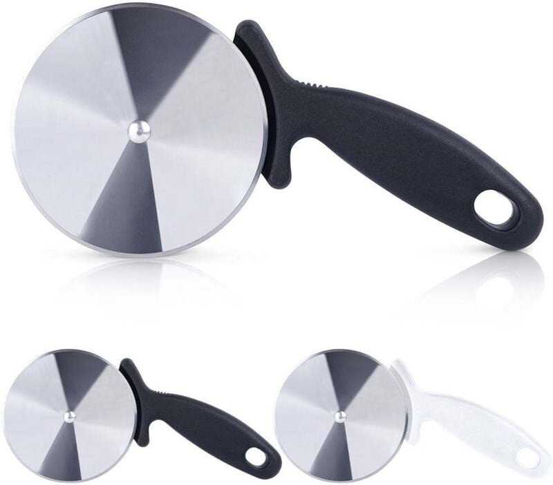 Round pizza cutter with stainless steel blade and comfortable handle