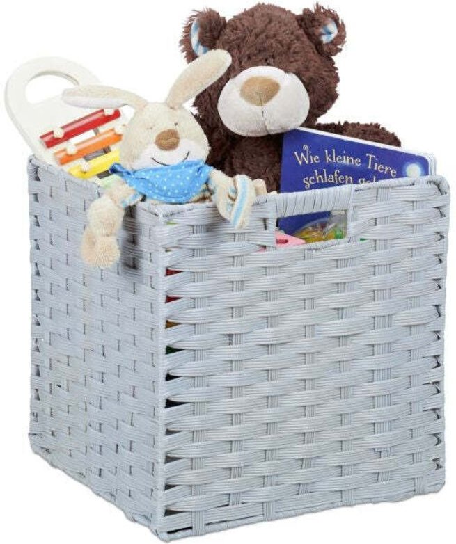 Folding storage basket