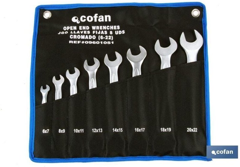 Satz mit 10 festen Schraubenschlüsseln 6–7 und 24–26