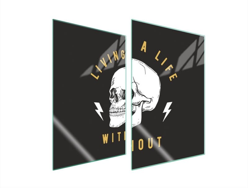 GLASSCHUTZPLATTE FÜR KÜCHE 2x35x52 TOTENKOPF