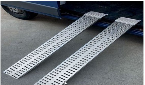 Metalmec - paar laderampen 030X215X1500 rechts ohne rand - MM012S02015