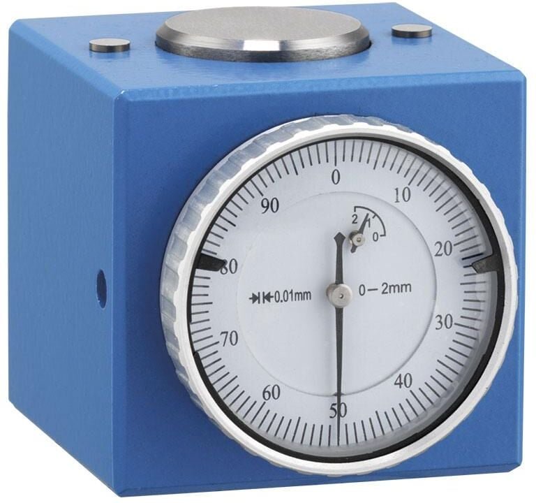 Null-Reset mit Messuhr mit Magnetfuss Fervi a020