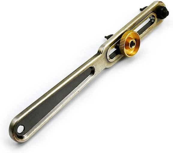 Verstellbares Schraubenschlüssel-Werkzeug zum Entfernen der Uhrenrückseite aus Metall für den Batteriewechsel und die Re...