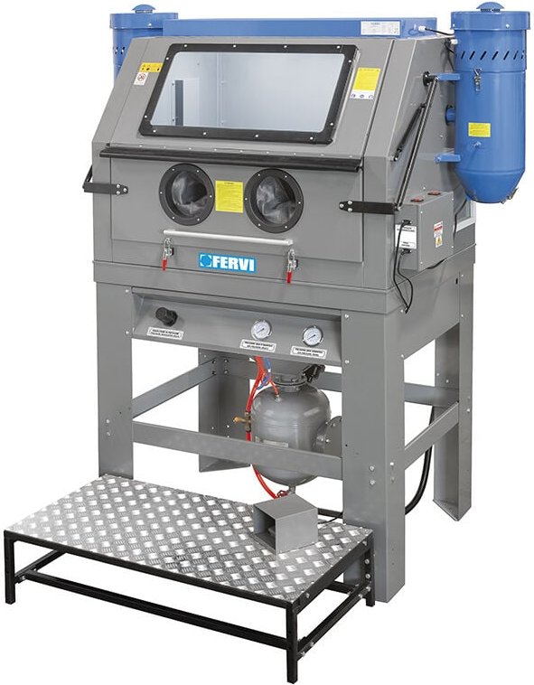 Drucksandstrahlgerat mit 2x230 V Absauggeraten Fervi 0605