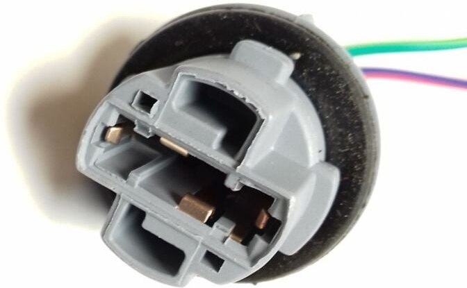 2 Stück Sockel W21W, 7440