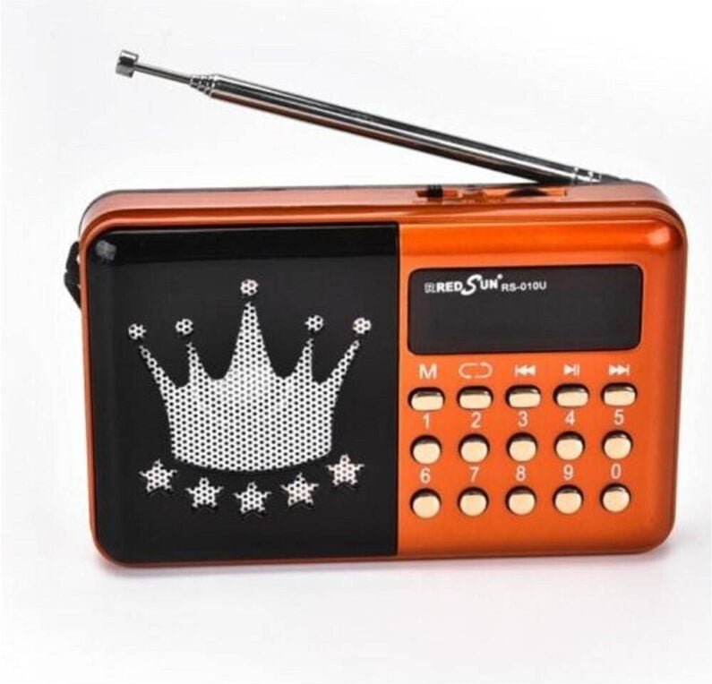 Trade Shop Traesio - Trade Shop - fm-radio RS-010U tragbarer musik-player microsd mmc usb aux -