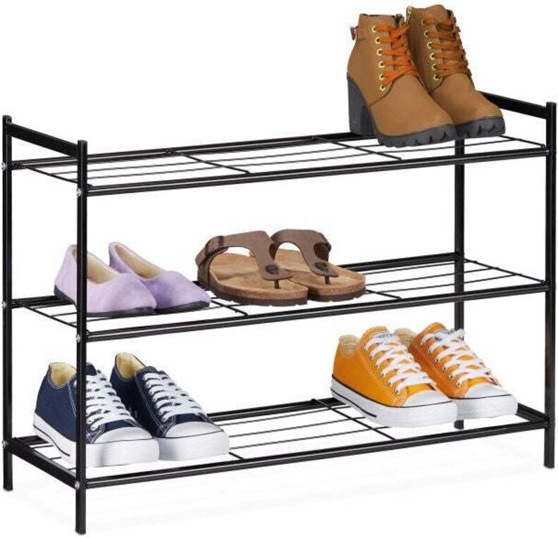 Shoe rack with 3 levels