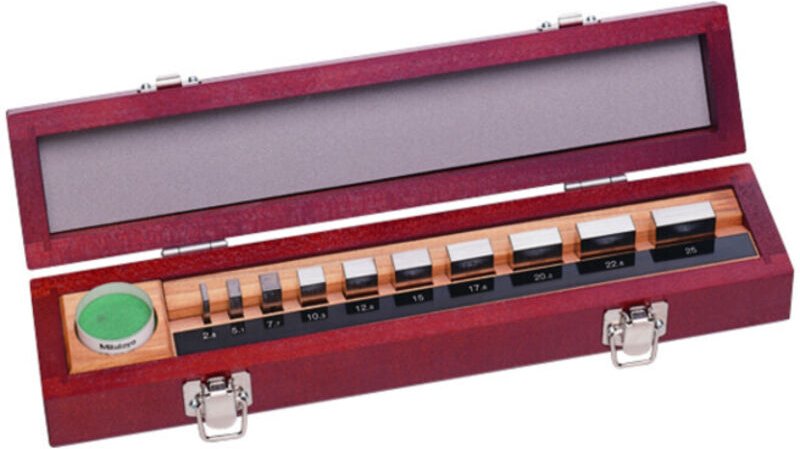 Mitutoyo - Endmaßsatz, metrisch, Prüfzert., iso 10 Endmaße, Klasse 0, Stahl, Optisches Parallel