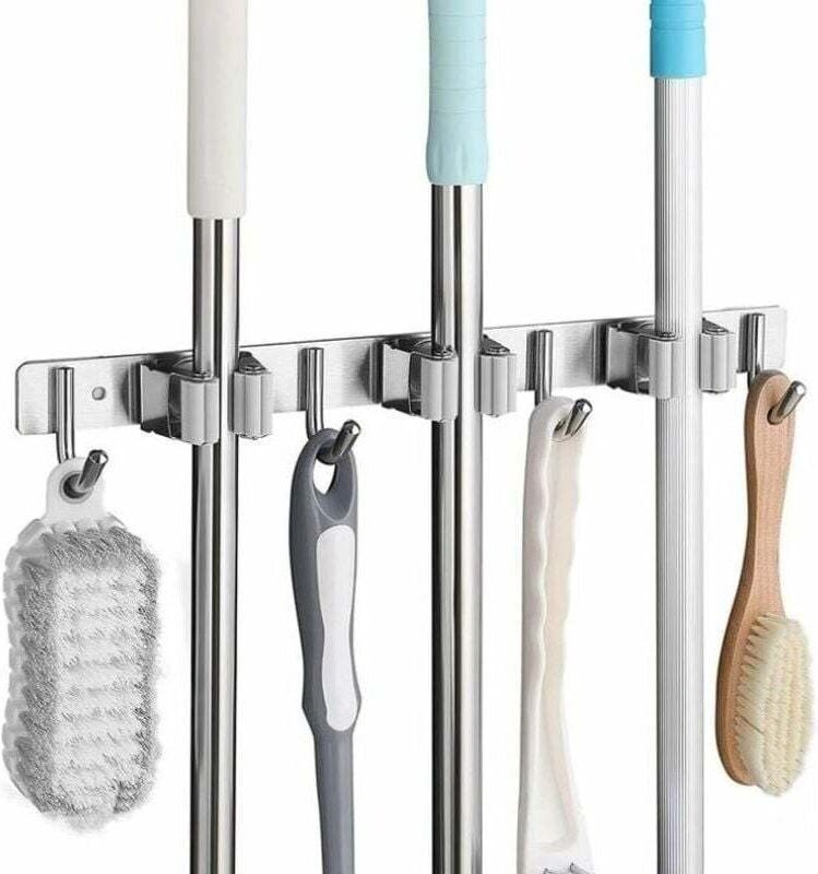 Besenhalter zur Wandmontage aus Edelstahl, Besenaufhänger zur Wandmontage mit 3 Schlitzen und 4 Haken für Küche, Bad, Ga...