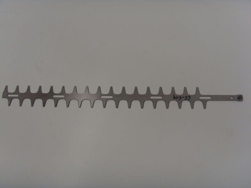 Heckenscherenblatt kompatibel THT210 THT2100 TANAKA 696 mm