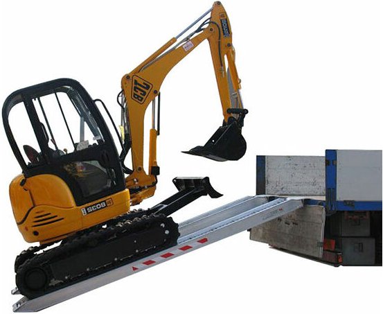 Laderampe 2.50m, Rand, inn. Breite 420mm, Traglast 6000kg pro Paar - als Einzelstück - M160/25U