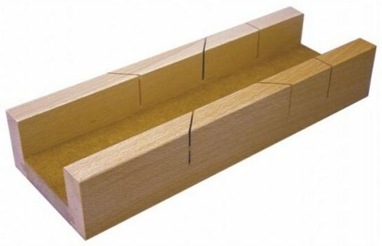 Salvador Escoda - gehrungsschneider buche schmal lackiert 300 x 75 x 55 mm in u exclusives angebot