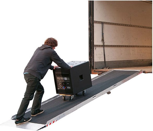 Event-Schiene zum Laden von Flight Cases (Einzelstück), Rampenlänge 2975mm, Nutzbreite 900mm, zu erreichende Höhe 890mm,...