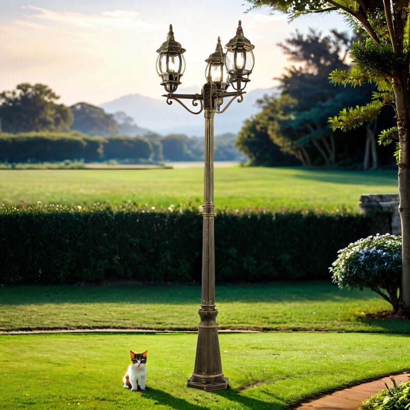 Rustikaler Kandelaber in Kuper Antik 3-flammig brest