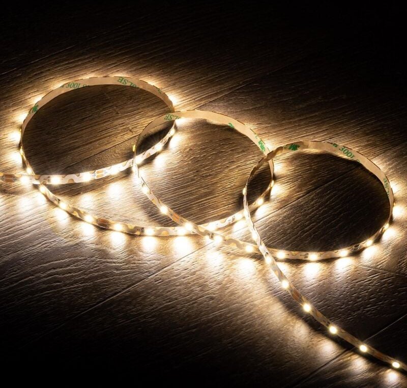 Efectoled - LED-Streifen 12V smd Zick Zack 60 LED/m 5m 7W/m 700lm/m Breite 6mm Schnitt 5cm IP20 2700K Warmweiß