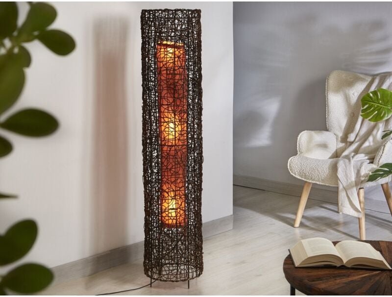 Kyoko Rattan Braun Stehlampe 140 cm. 30Dx140 cm