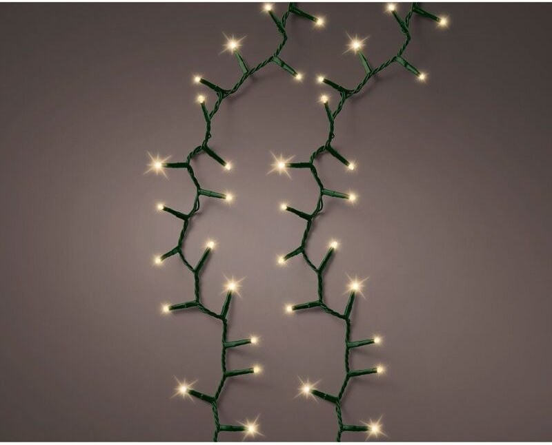 Kompakte LED-Lichterkette mit 500 blinkenden LEDs, warmweiß, und 16 m grünem Kabel.