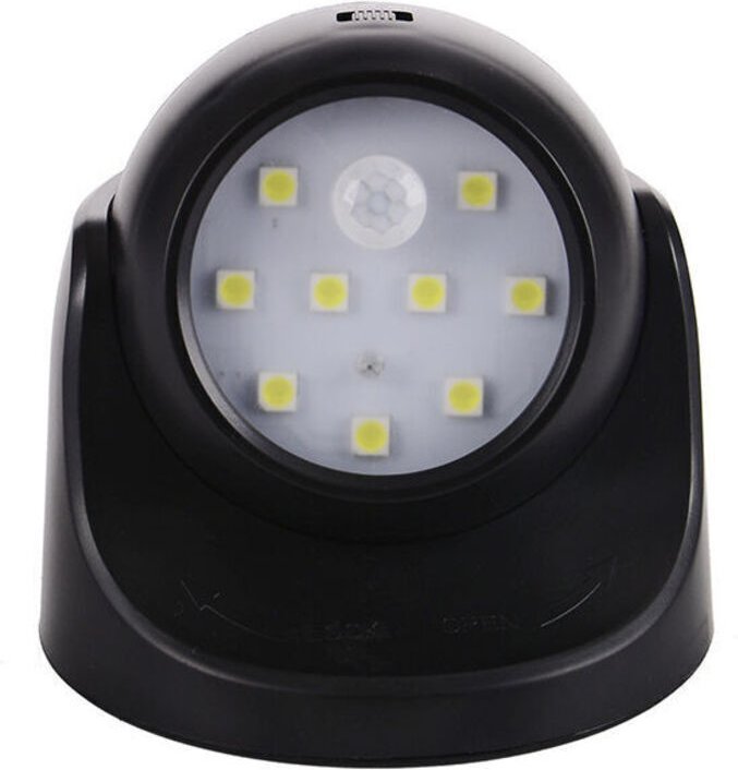 Außenwandleuchte mit Bewegungsmelder. LED-Außenbeleuchtung. Batteriebetriebene, kabellose Beleuchtung.