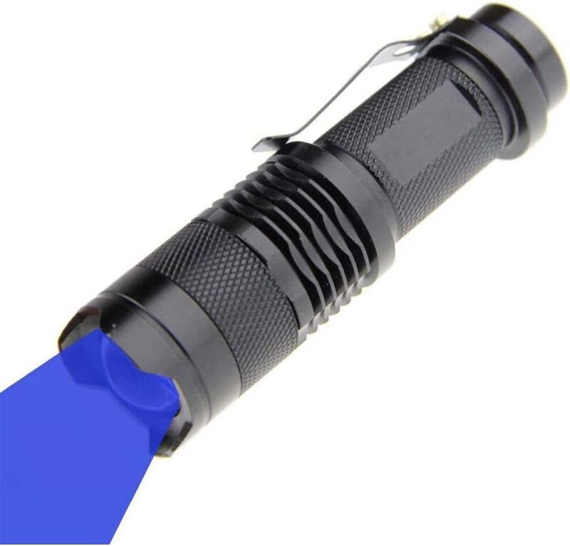 Thumbnail - ZVD - Blaue LED-Taschenlampe mit einstellbarem Fokus für Camping, Jagd, Wandern