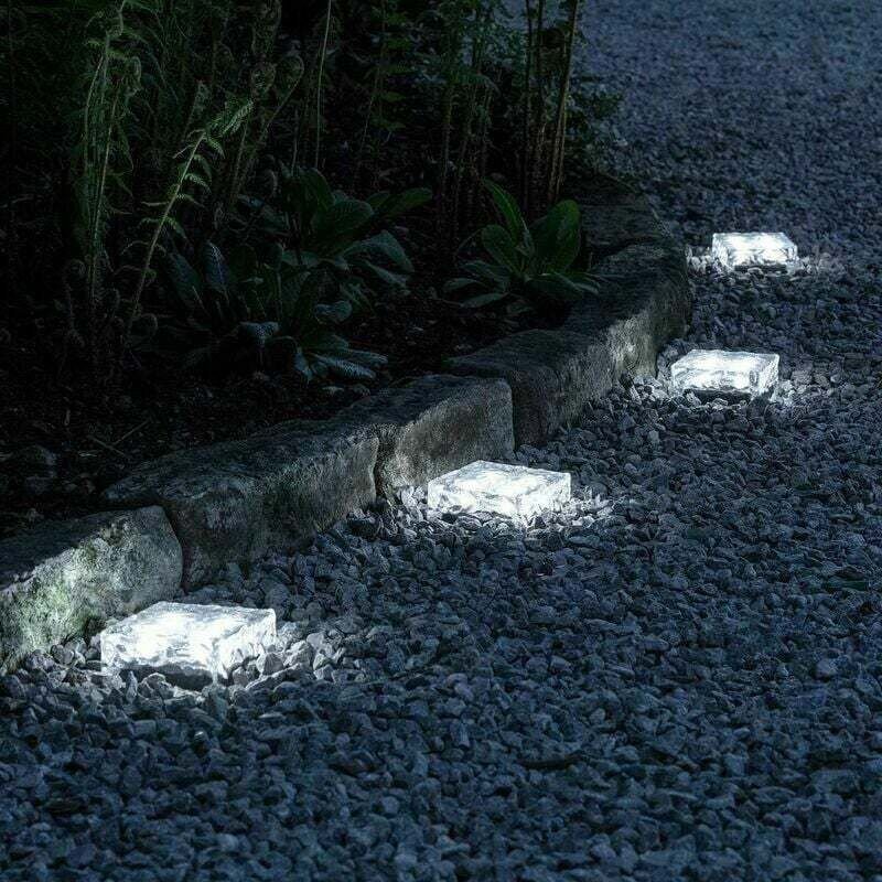 Set aus 4 Solarglas-Pflastersteinen mit breiter weißer LED-Beleuchtung für Wege