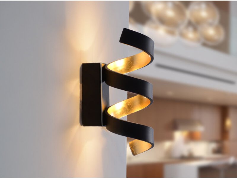 Ausgefallene LED Wandleuchte HELIX Schwarz / Gold, Höhe 26cm