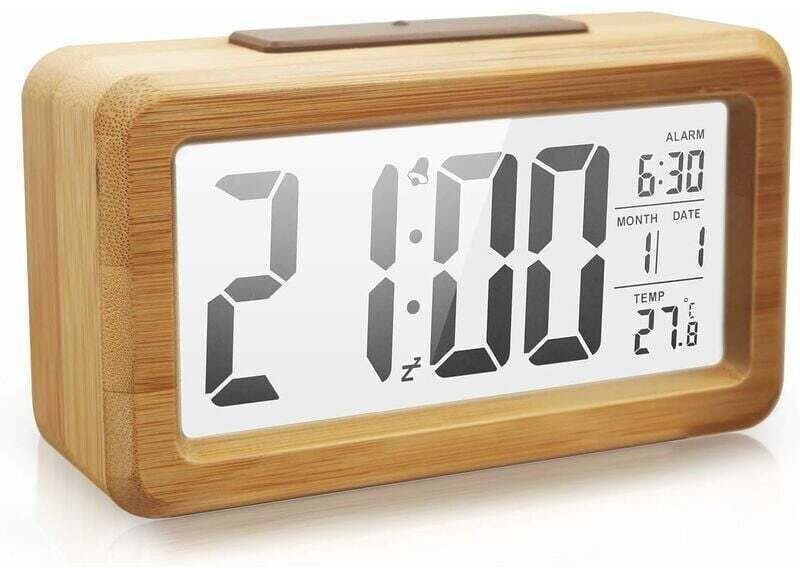 Digitaler Wecker aus Holz, großes LED-Display, intelligentes Nachtlicht mit Sensor, Schlummerfunktion und Temperaturanze...