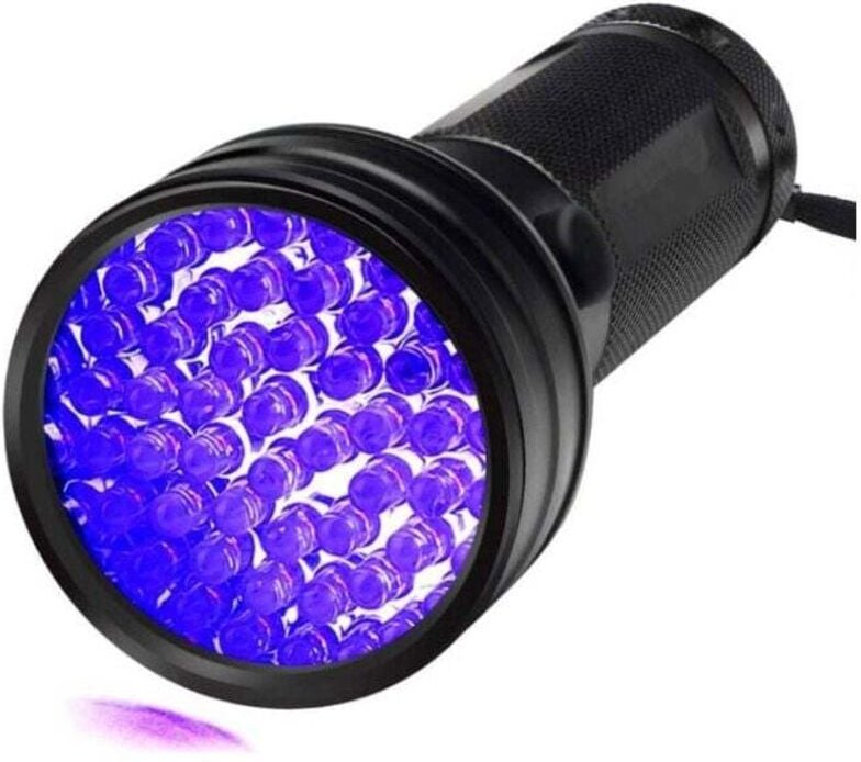 51 led 395 nm violette Taschenlampe, UV-Schwarzlicht-Detektor für Hundeurin, Tierflecken und Bettwanzen (weiße Box)
