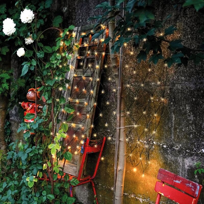 Solar Lichternetz mit 144 warmweißen LEDs Lichtvorhang Lichternetz 102190 - Esotec