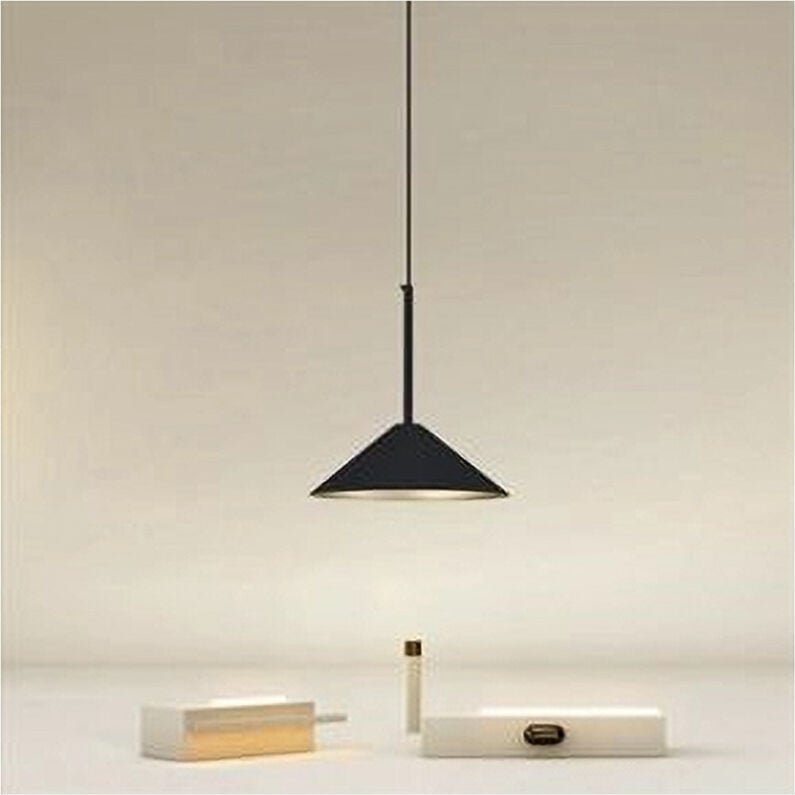 Trade Shop - moderne pendelleuchte mit dreieckigem lampenschirm aus schwarzgoldem eisen E27 33863 -