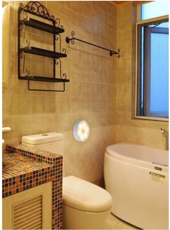 Trade Shop Traesio - Trade Shop - lampe 6 led 6 w dämmerungssensor usb wiederaufladbares licht 6500K 4000K -