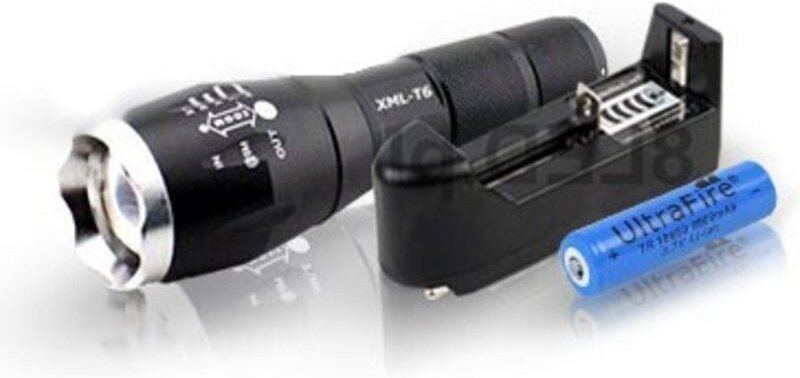 LED-Taschenlampe + Ladegerät