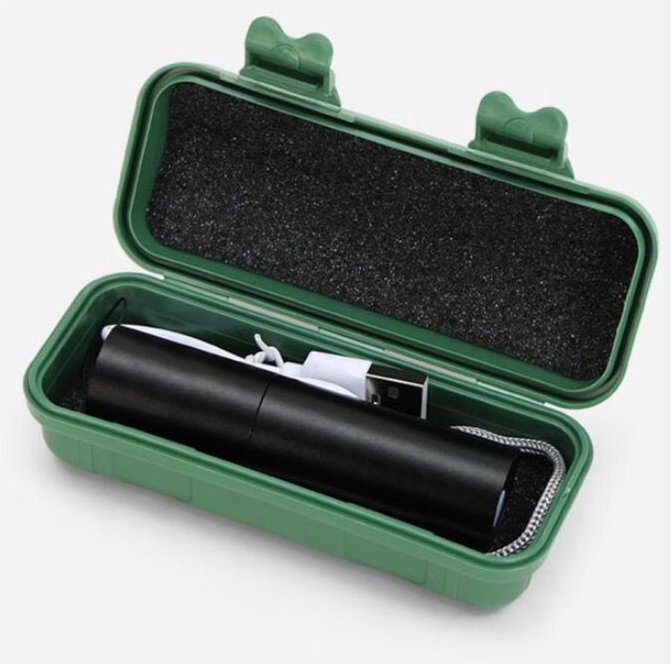 Bluedeer - led Taschenlampe Aufladbar, 100 Lumens Extrem Hell Taschenlampen, Zoombare Klein Flashlight Torch mit Batteri...