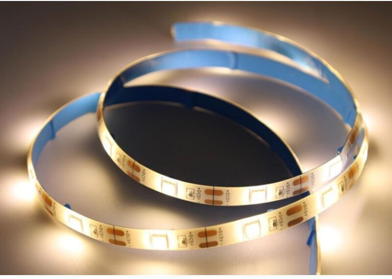 Batteriebetriebener LED-Streifen, 1 m warmweißer LED-Streifen für die Beleuchtung unter Küchenschränken, Regalen, Unters...