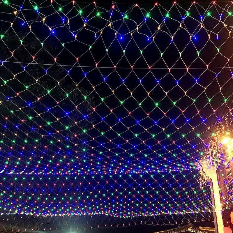UISEBRT LED Lichternetz Lichterkette 3 x 2m Bunt Innen und Außen Dekoration für Weihnachten Hochzeit Party, mit 8 Leucht...