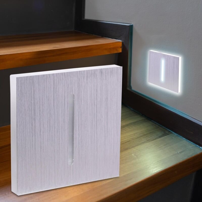 LED Treppenleuchte eckig Alu-gebürstet - Lichtfarbe: Kaltweiß 1,5W - Lichtaustritt: Fokus