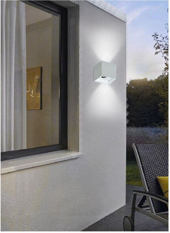 Trade Shop Traesio - Trade Shop - anwendung zu parete 52 led 22 w für external double emission luminosa IP65 ES66-B -