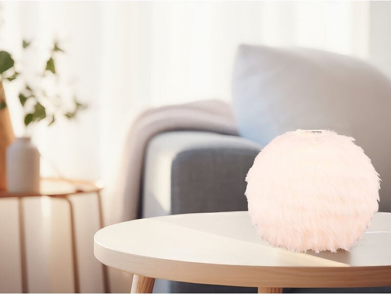 Reality Leuchten - Kugel Tischleuchte furry mit Plüsch Lampenschirm Sandfarben, Höhe 24cm