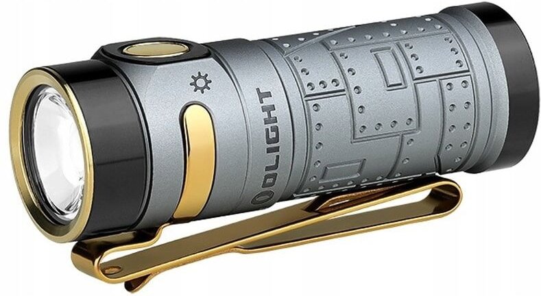 Olight Baton 4 Fighter Pilot Classic LED-Taschenlampe, 1300 lm, 170 m, 30 Tage