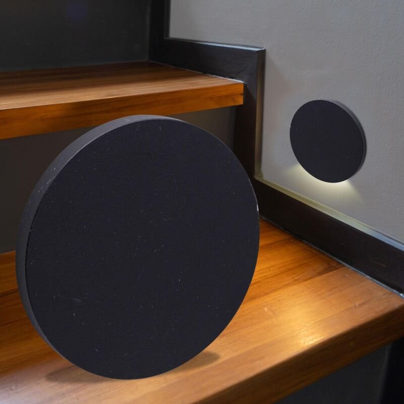 LED Treppenleuchte rund schwarz - Lichtfarbe: Warmweiß 1,5W - Lichtaustritt: Kato