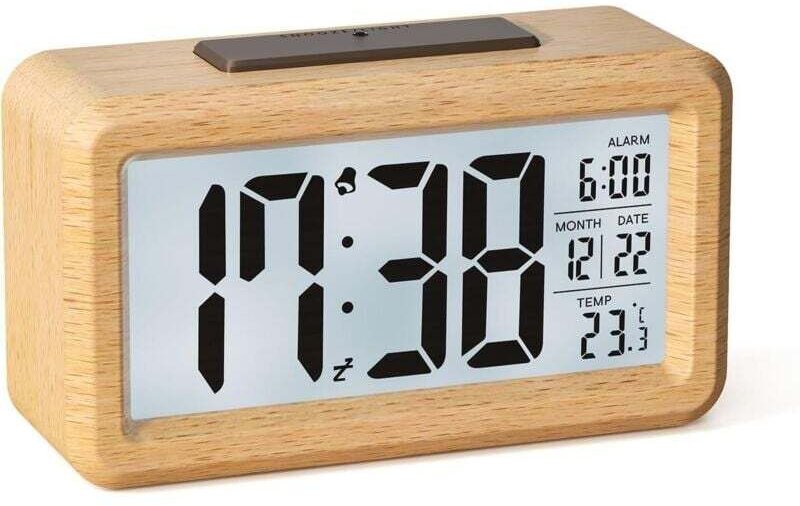 Digitaler Wecker, batteriebetriebener Holzwecker mit großem LCD-Display, Hintergrundbeleuchtung, Datumsanzeige, Temperat...