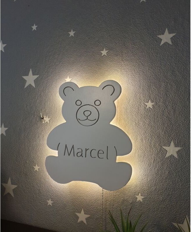 Nachtlampe mit lächelndem Teddybär und Namen