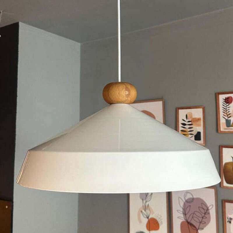 Lema Schlichter Weißer Kronleuchter mit Holzkopfteil, Hängelampe für Restaurant, Café und Wohnzimmer