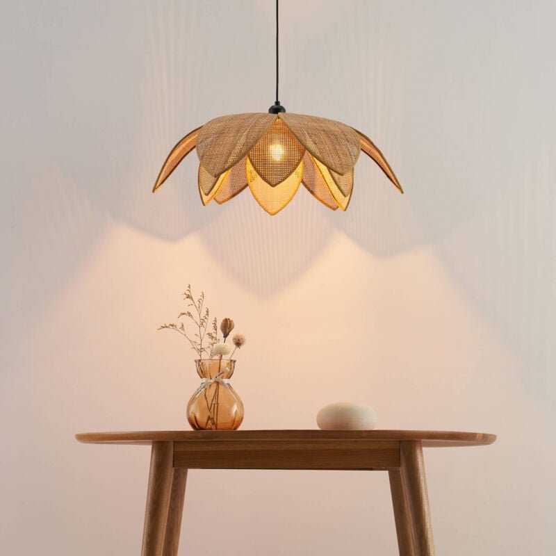 Trendige Hängelampe aus geflochtenem Rattan - Olbia