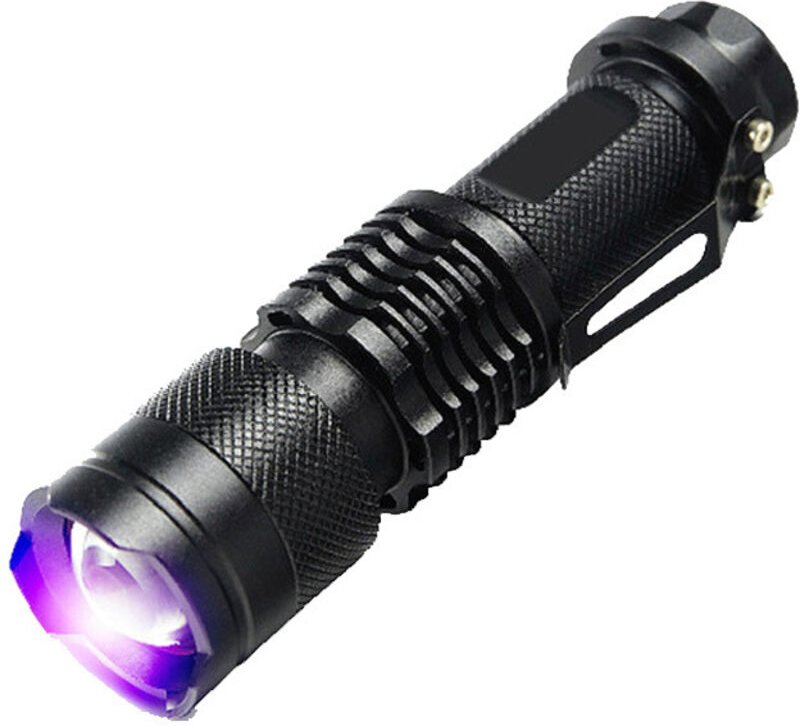 UV-Taschenlampe, UV-LED-Taschenlampe, Ultraviolett-Taschenlampe 395 nm LED-Schwarzlicht-Taschenlampe, für Hunde-/Katzenu...