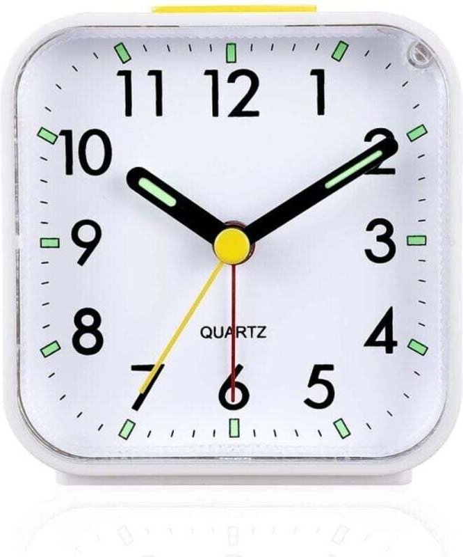 Lautloser analoger Wecker ohne Ticken, sanftes Wecken, akustische Signale, Lautstärkeregelung, Schlummerfunktion und Lic...