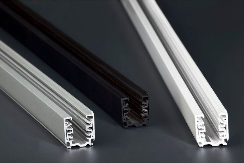 Graue Schiene für Strahler 2m Faro Barcelona