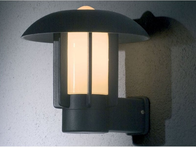 Konstsmide - Außenwandleuchte heimdal, Aluminium schwarz / Glas opal, E27 Fassung, IP44