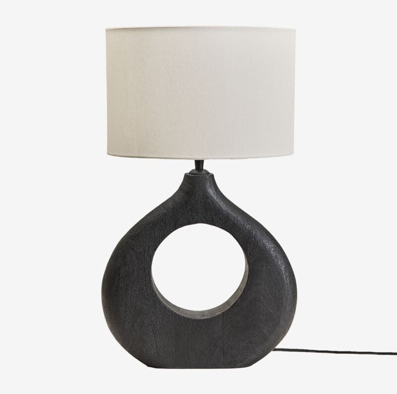 Sklum - Joana Tischlampe aus Mangoholz Schlichtes Schwarz