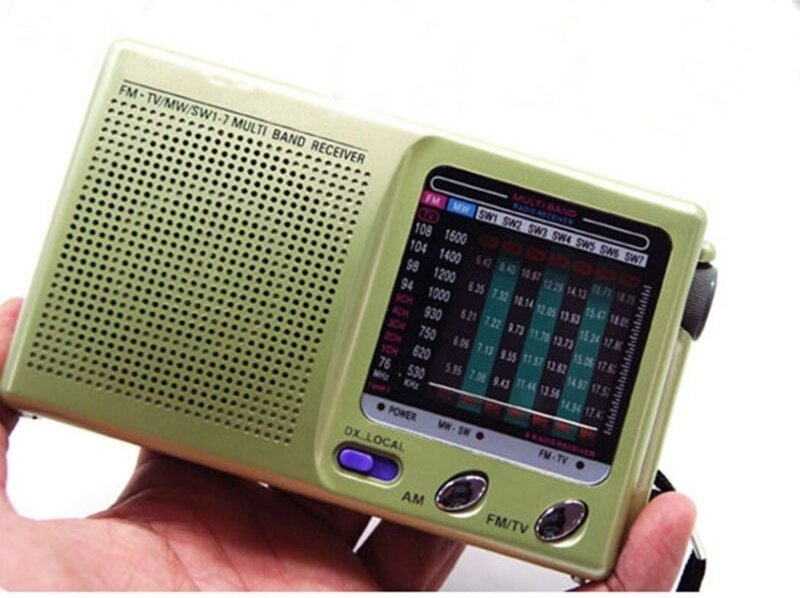 Thumbnail - Trade Shop Traesio - Trade Shop - tragbares Radio 9-Band ukw/mw/kw praktischer Empfänger + Stromeingang -